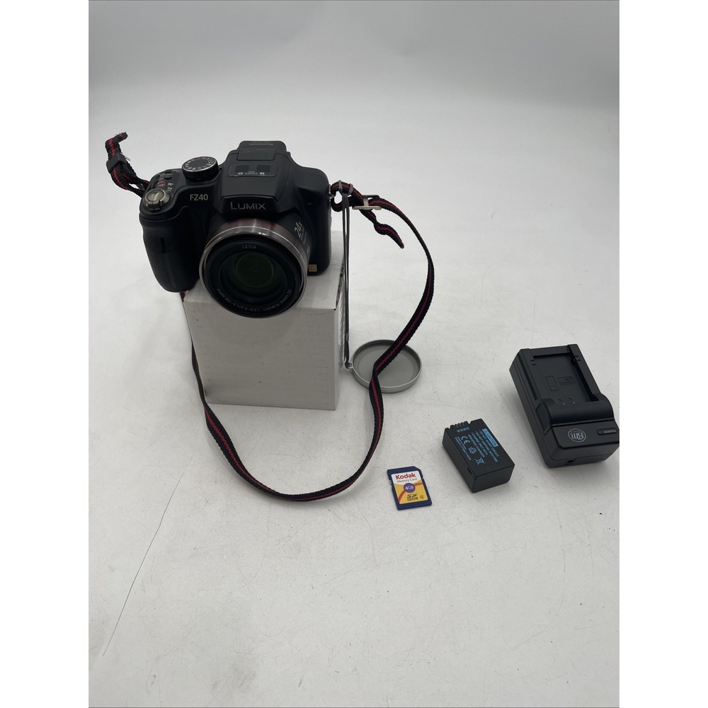 Panasonic Lumix DMC-FZ40 Digital Camera 14MP 24x Zoom+Battery+Charger+SD Card+